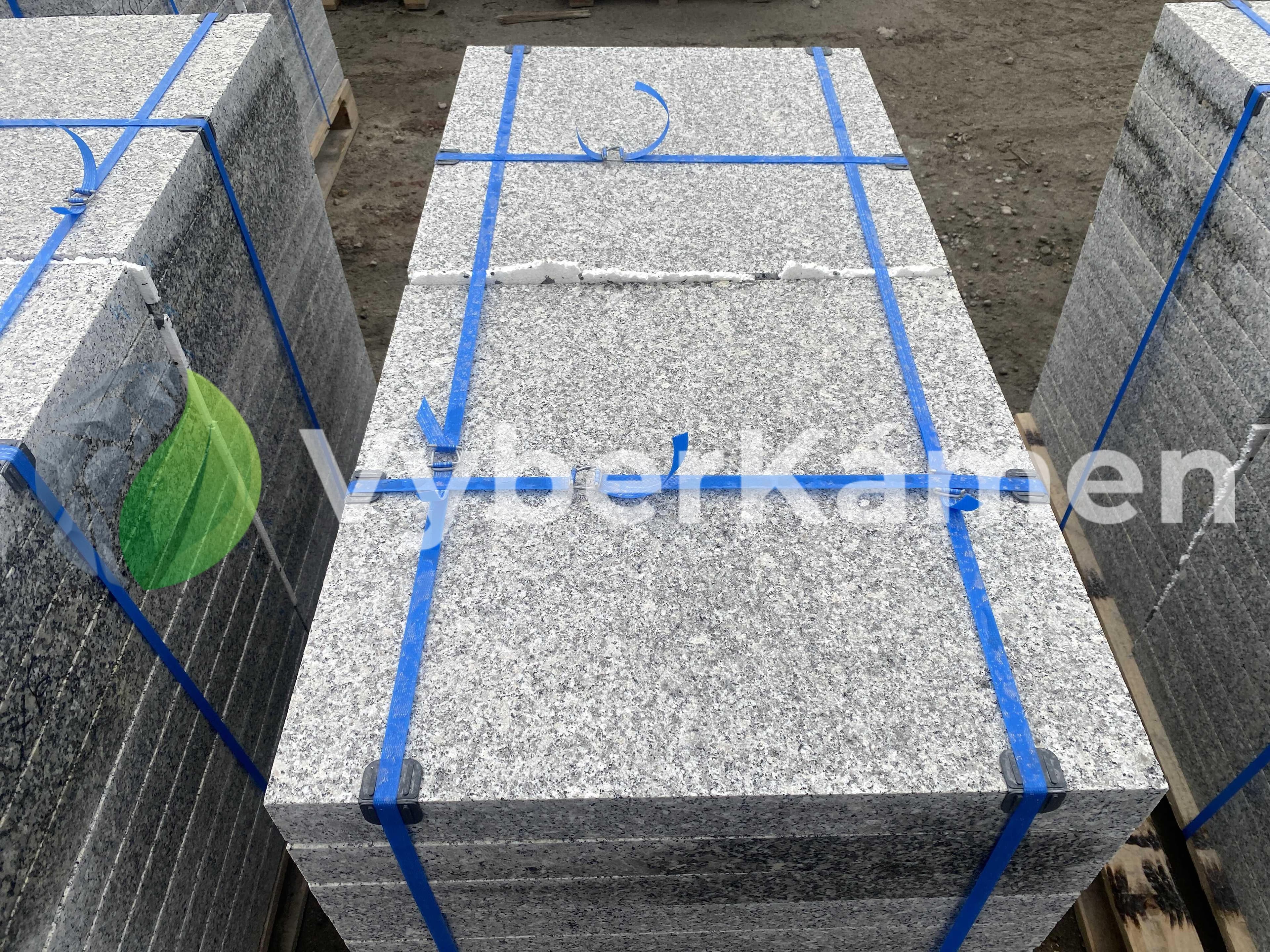 svetle seda venkovni dlazba